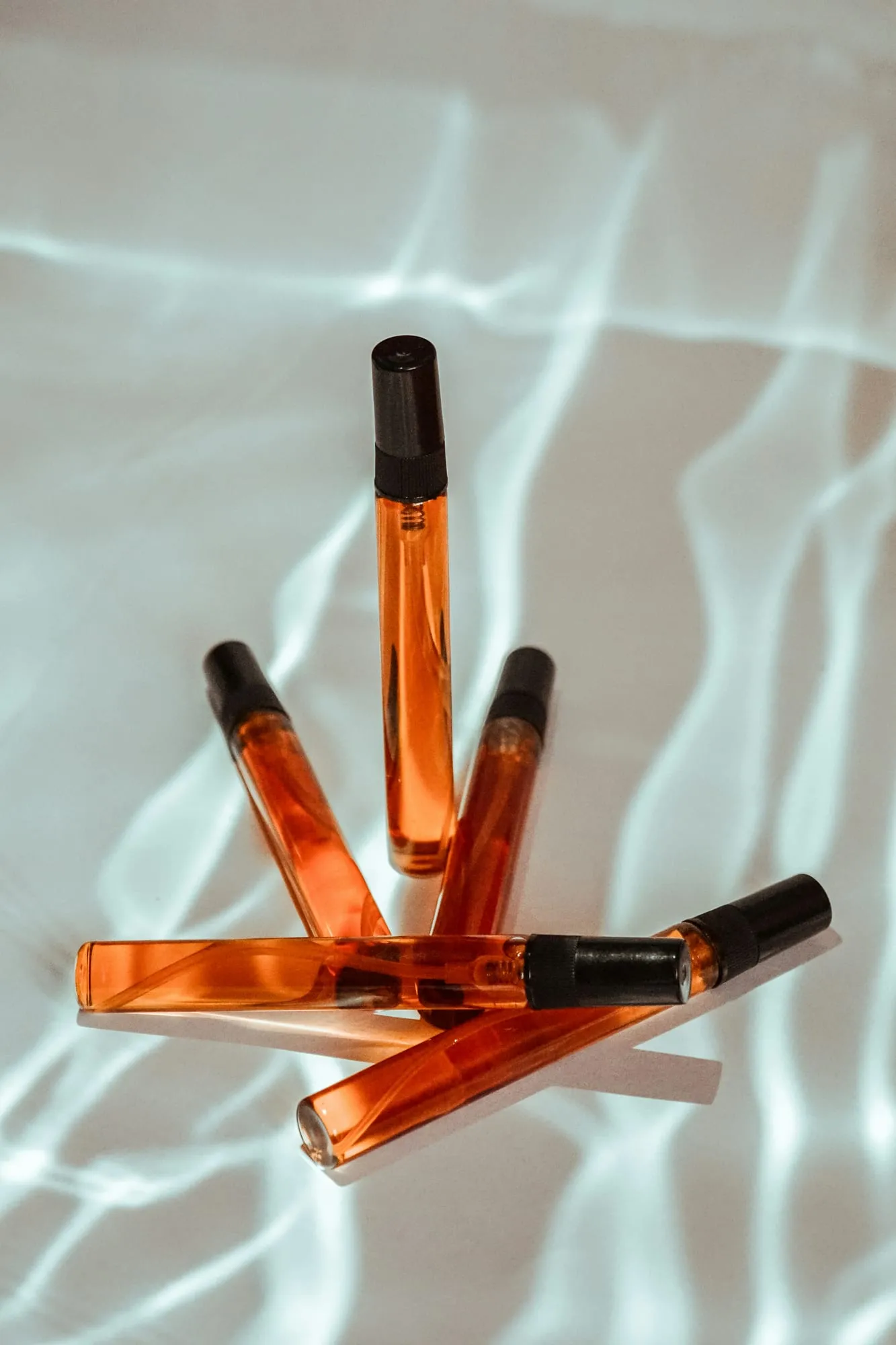Propolis-Tinktur in kleinen Fläschchen